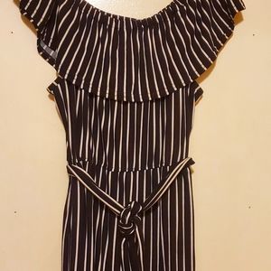 Black and white striped jumpsuit size 2X